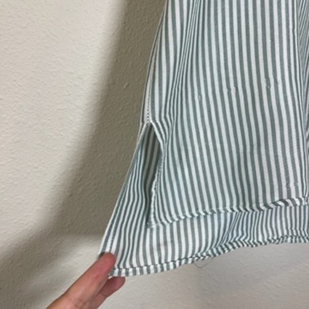 Velvet Heart Los Angeles Sage Green Striped Button Down Shirt Large - Picture 5 of 8